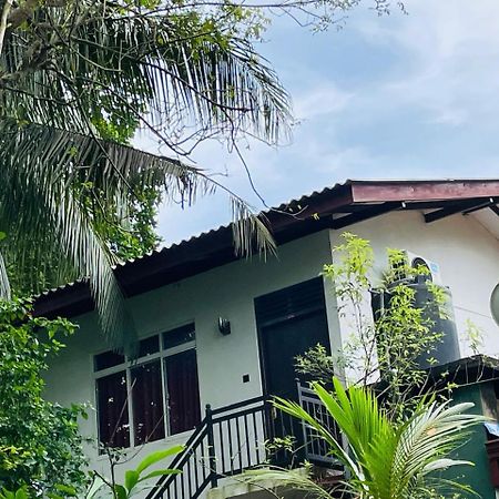 Chami'S Home Stay Mirissa Luaran gambar