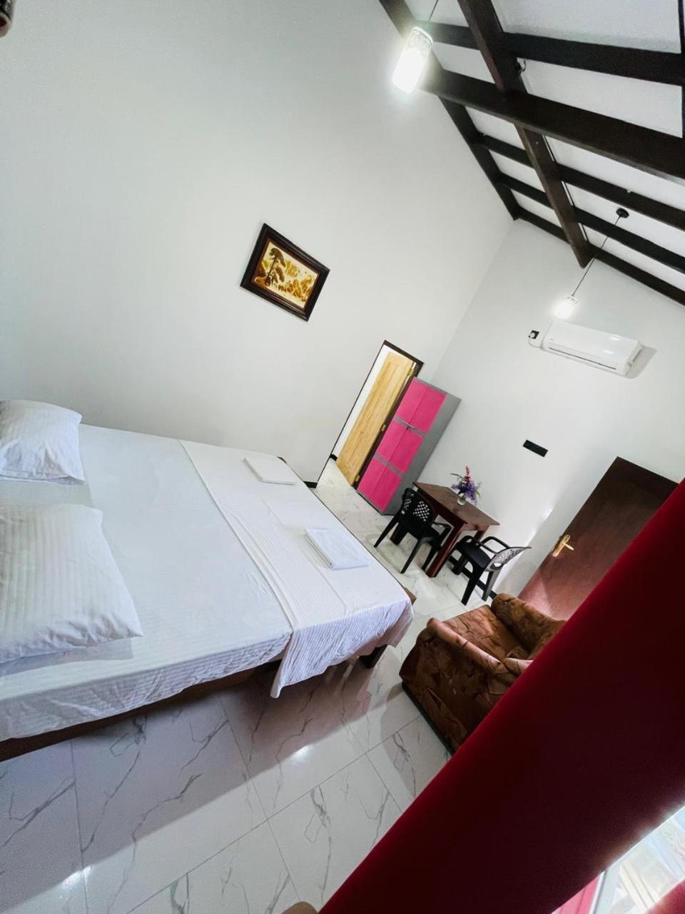 Chami'S Home Stay Mirissa Luaran gambar
